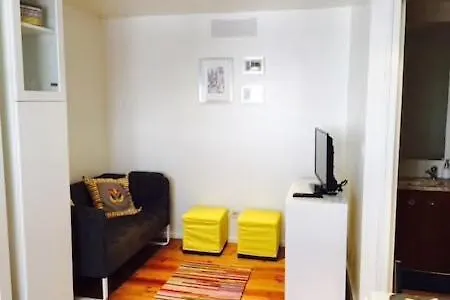 Apartman Casinha Do 18 *